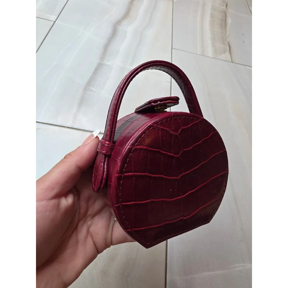 Vintage Burgundy Croc‎ Embossed Round Jewelry Travel Case with Mirror A5